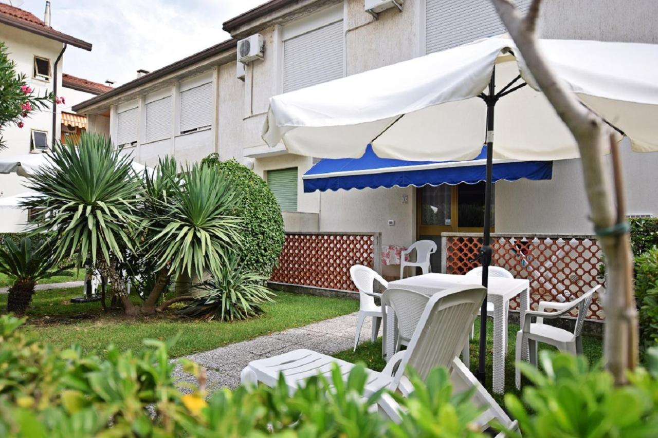 Residenza Canova Lignano Sabbiadoro Esterno foto