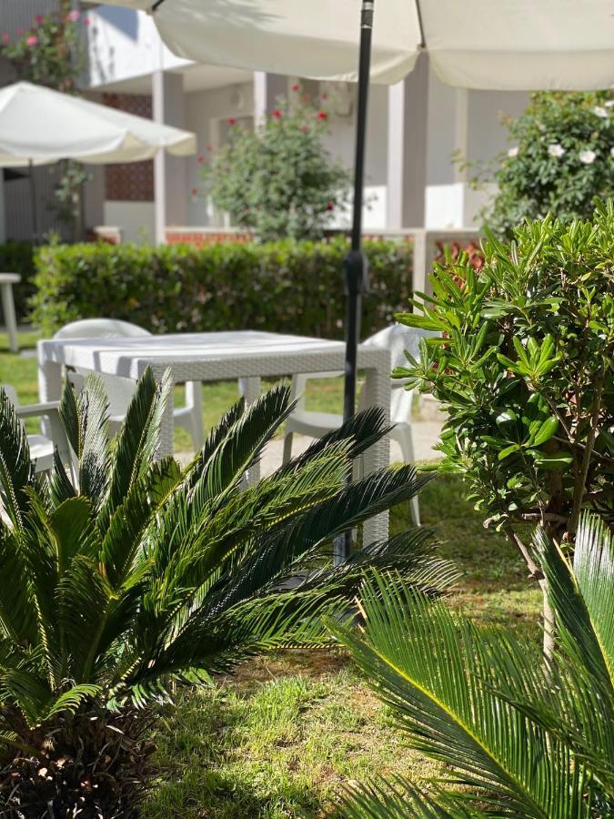 Residenza Canova Lignano Sabbiadoro Esterno foto