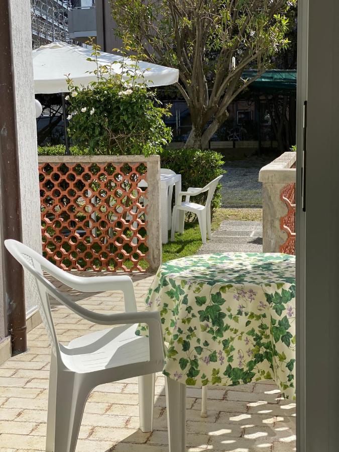 Residenza Canova Lignano Sabbiadoro Esterno foto