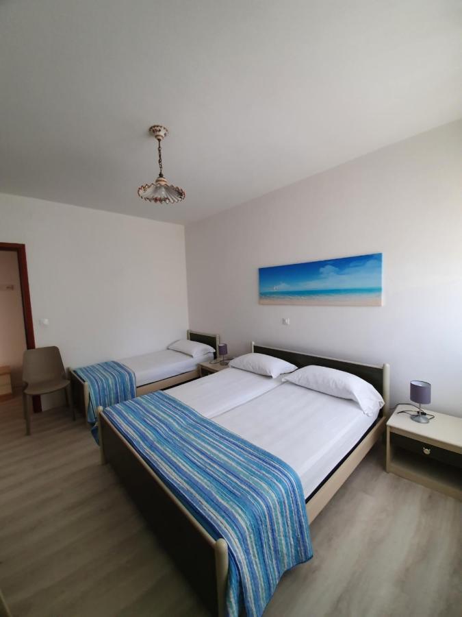 Residenza Canova Lignano Sabbiadoro Esterno foto