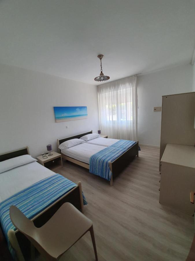 Residenza Canova Lignano Sabbiadoro Esterno foto