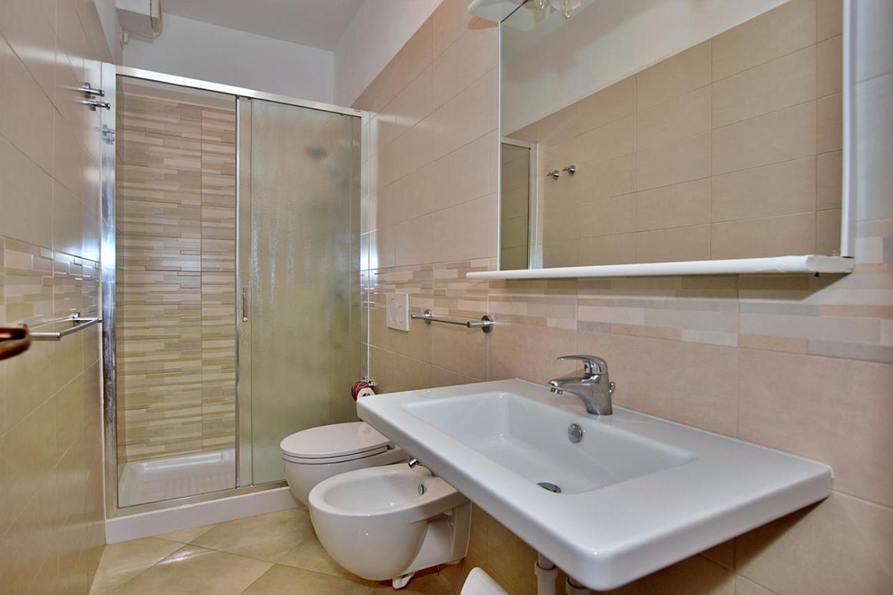 Residenza Canova Lignano Sabbiadoro Esterno foto
